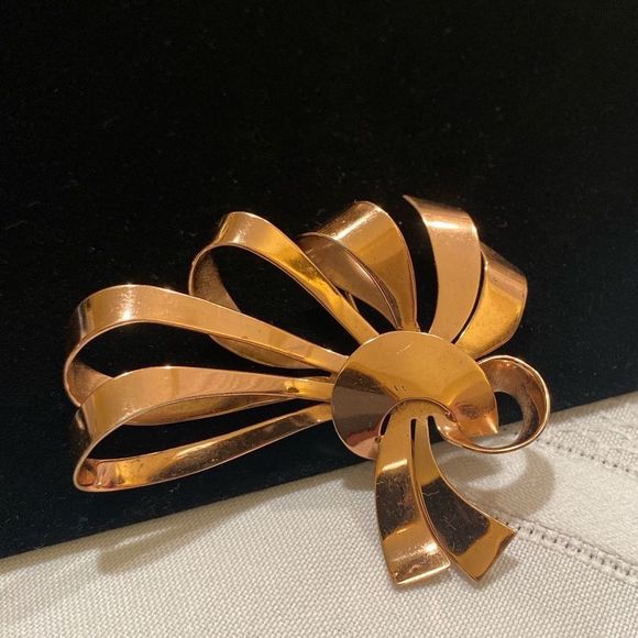 Vintage Jewelry - Vintage 1940’s Coro Craft Sterling Brooch